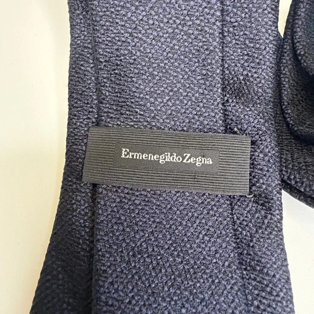 Ermenegildo Zegna Tie Mens Navy Blue Textured Silk Italy Luxury Formal Necktie